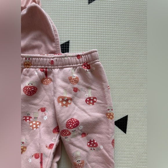 Garanimals|Baby girl,light Pink velour & mushroom Patterned sweatPants in 18M••• - Picture 3 of 7